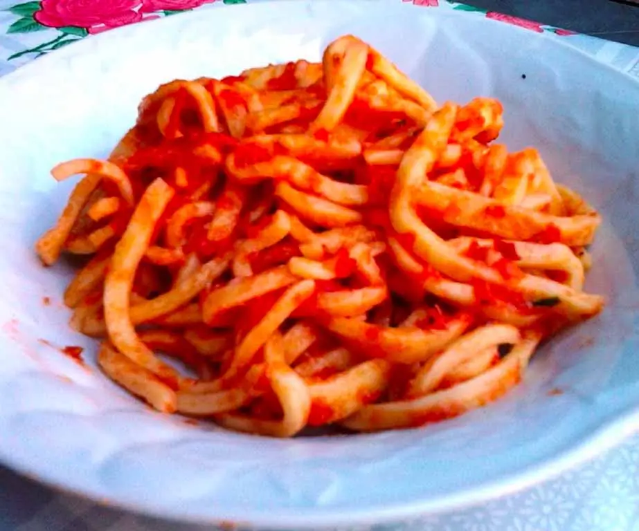 Ciriole al sugo finto