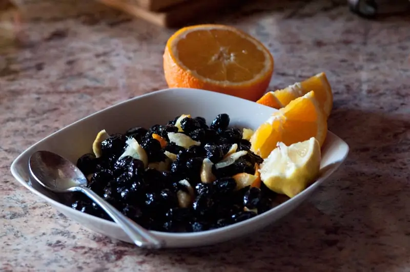 Olive Nere Con Buccia D’arancia