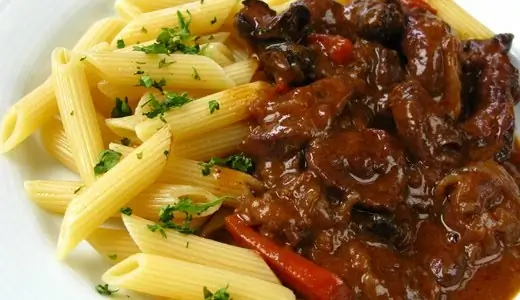 Penne Alle Rigaglie Di Pollo