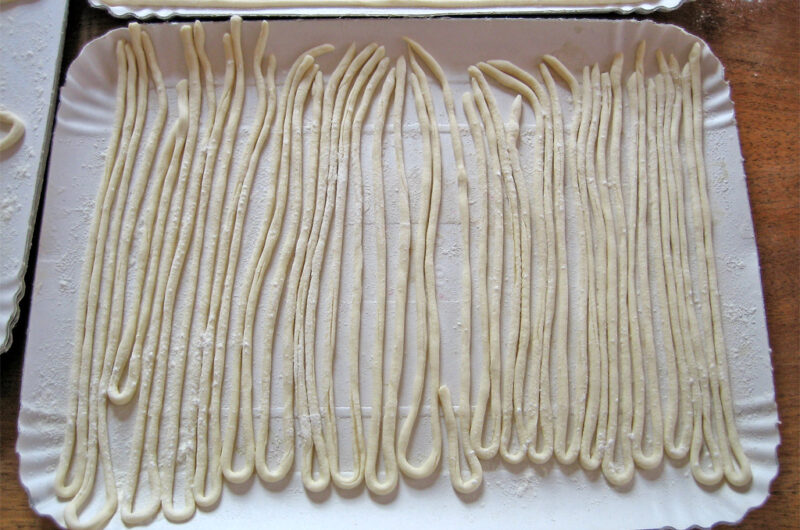 Bringoli, pasta tipica della regione Umbria