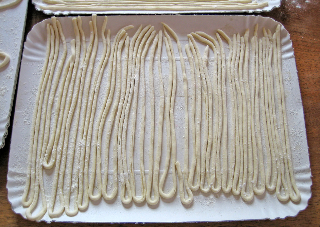 Bringoli, ricetta della pasta tipica della regione Umbria